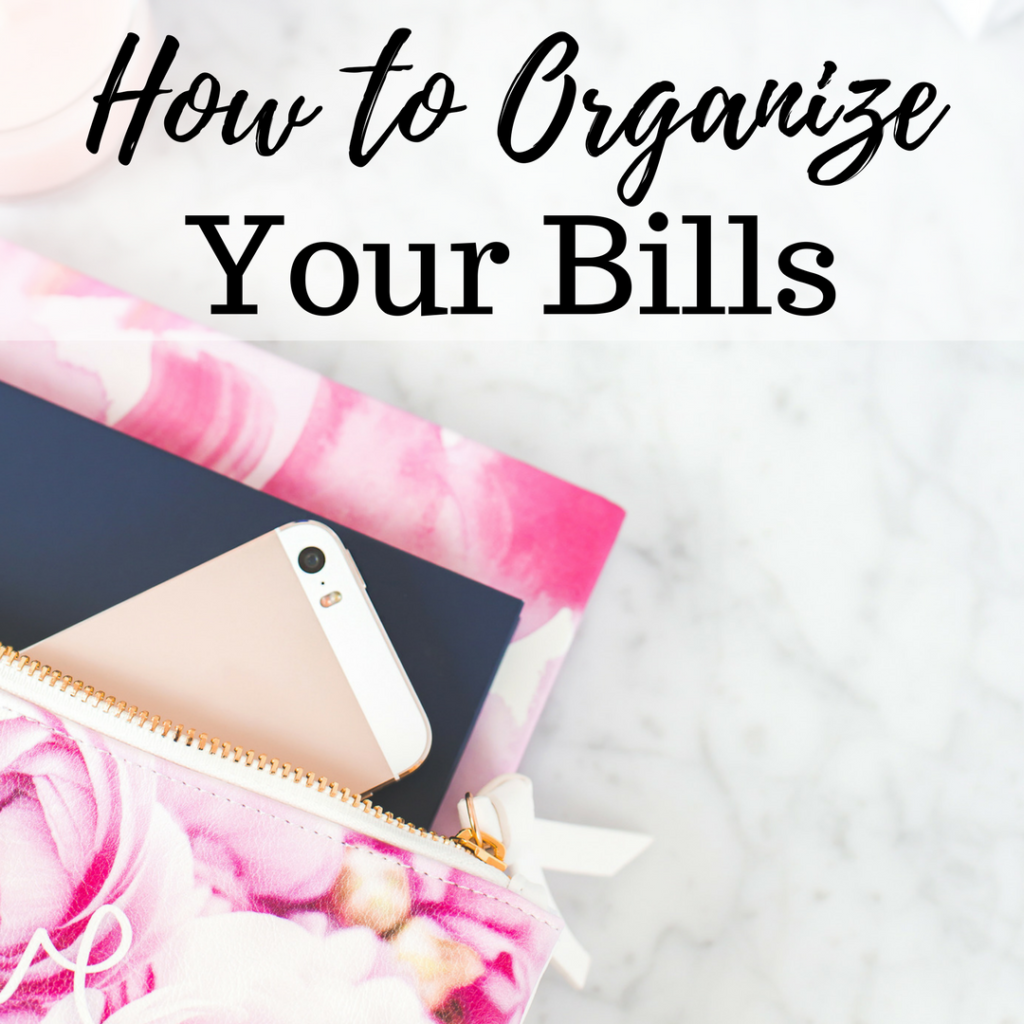How to Organize Your Bills. Bill Organization Printables. Bill Payment Checklist, Username and Password List, and Pre-Authorized Payment Tracker.